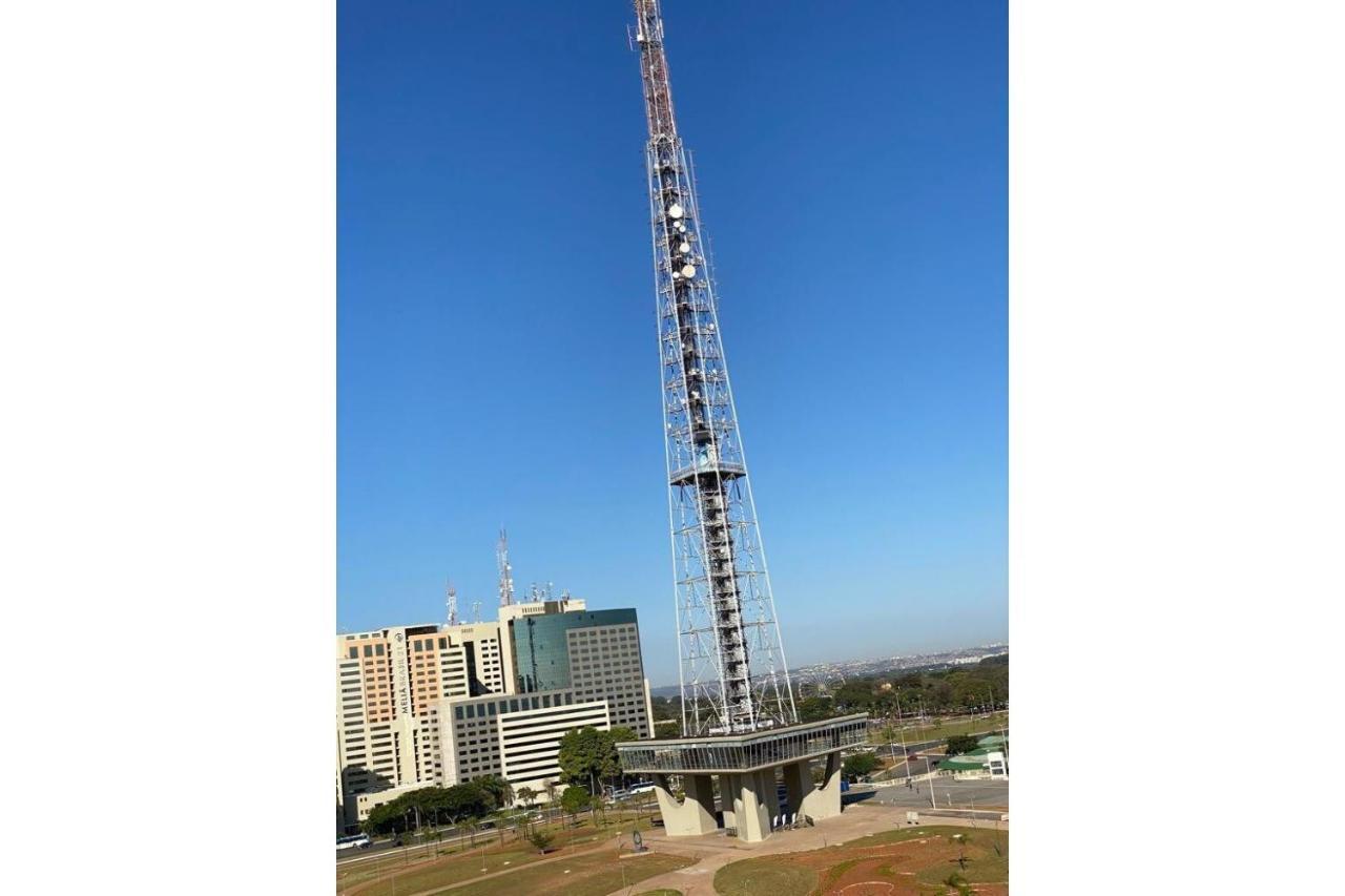 Flat Encantador No 7º Com Vista Pra Torre De Tv Brasilia Exterior photo